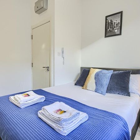 The Finsbury Deluxe Apartments Лондон Екстер'єр фото