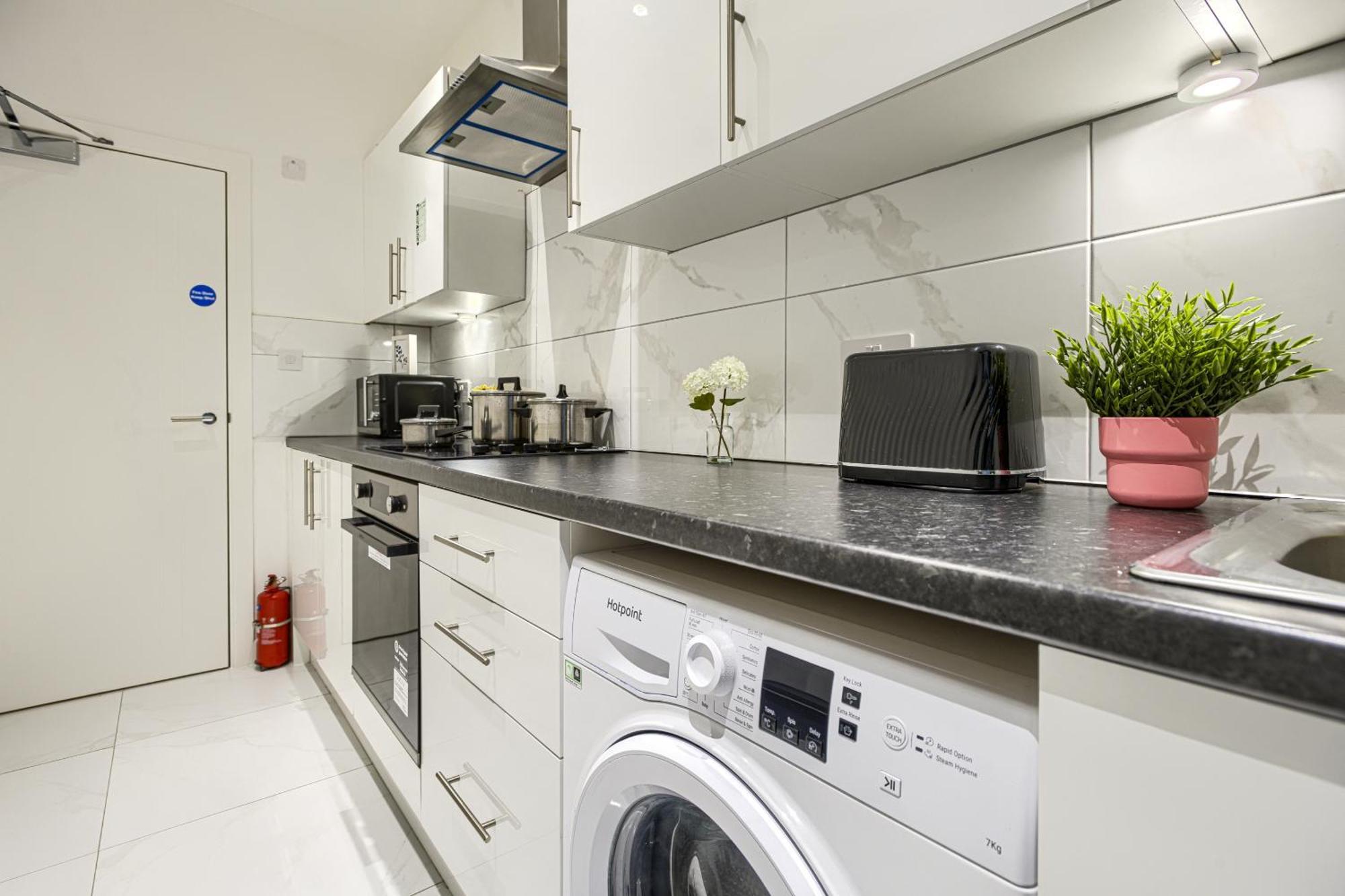 The Finsbury Deluxe Apartments Лондон Екстер'єр фото