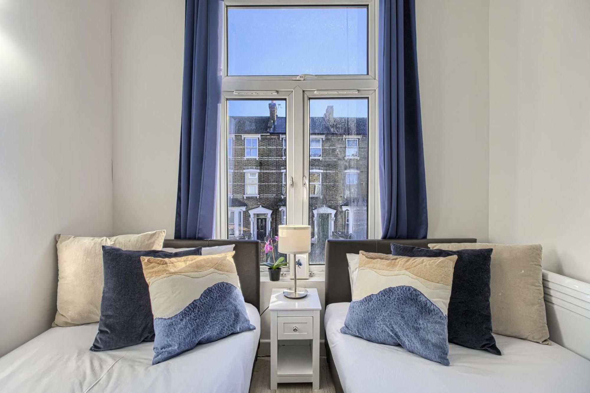 The Finsbury Deluxe Apartments Лондон Екстер'єр фото